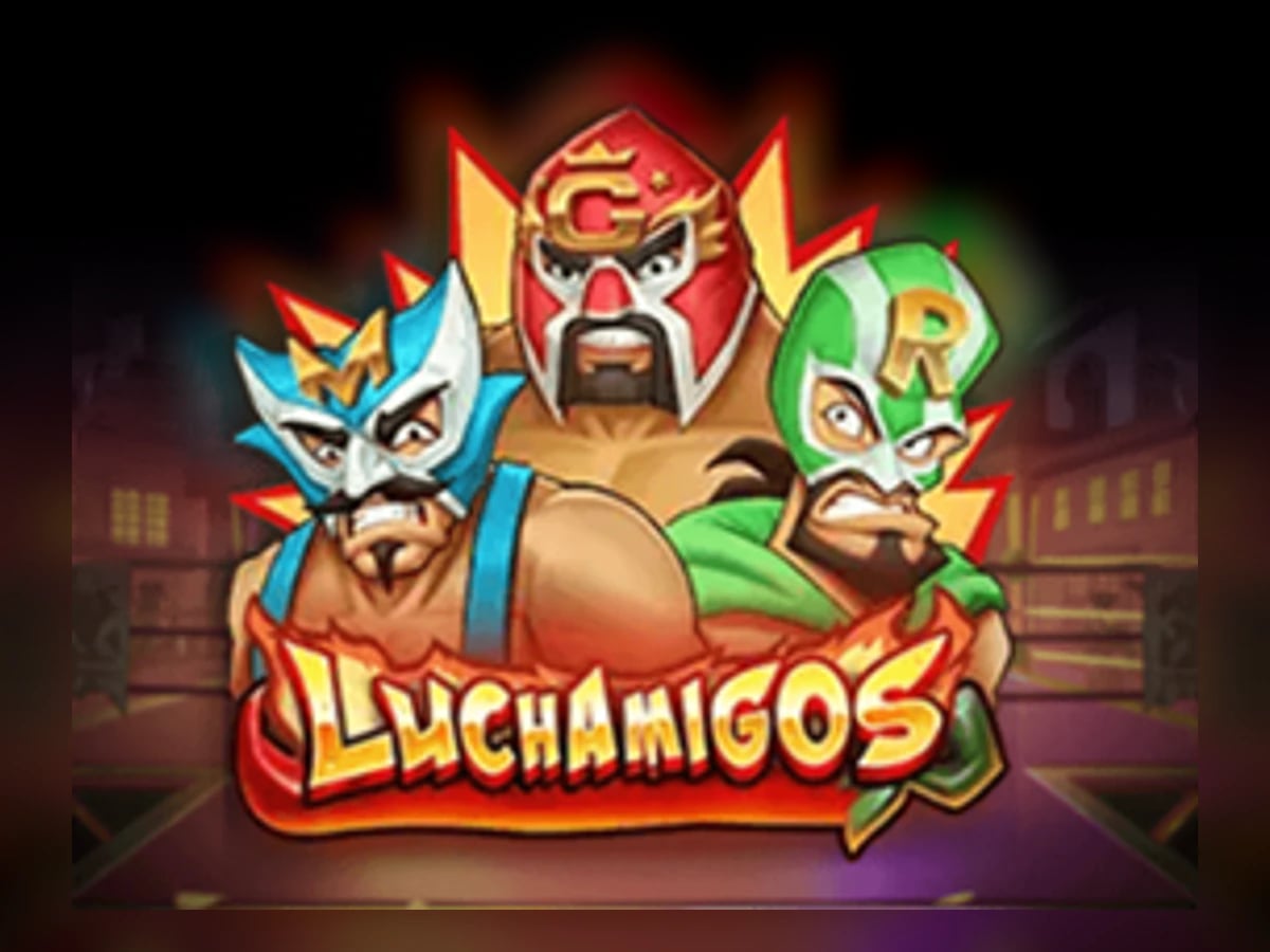 Luchamigos slot game artwork
