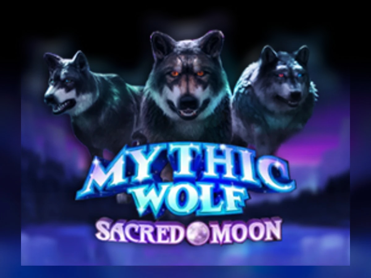 Mythic Wolf Sacred Moon slot game artwork
