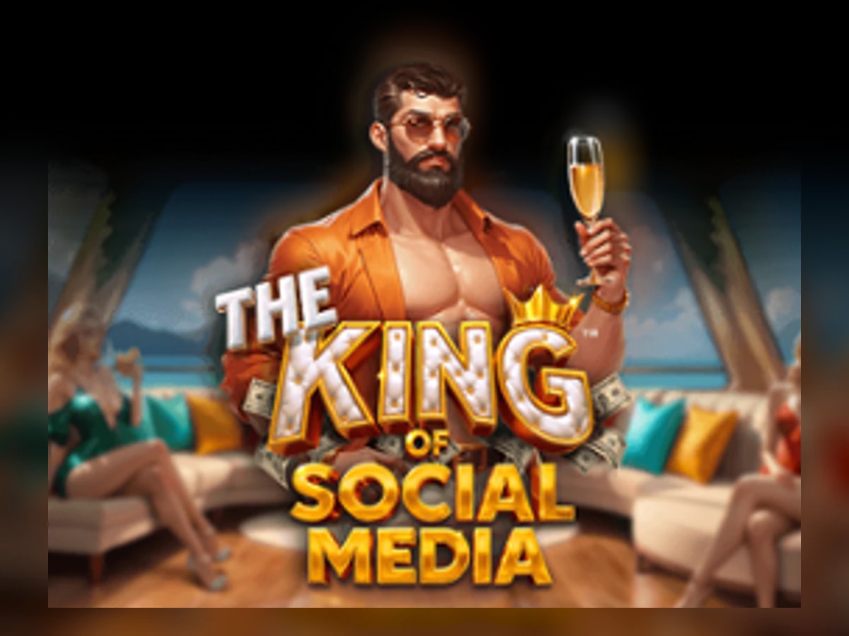 The King of Social Media slot game artwork